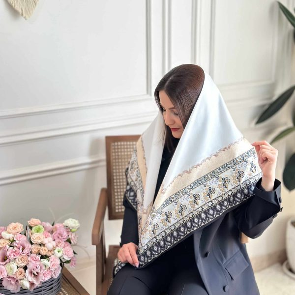 روسری ابریشمی Golden