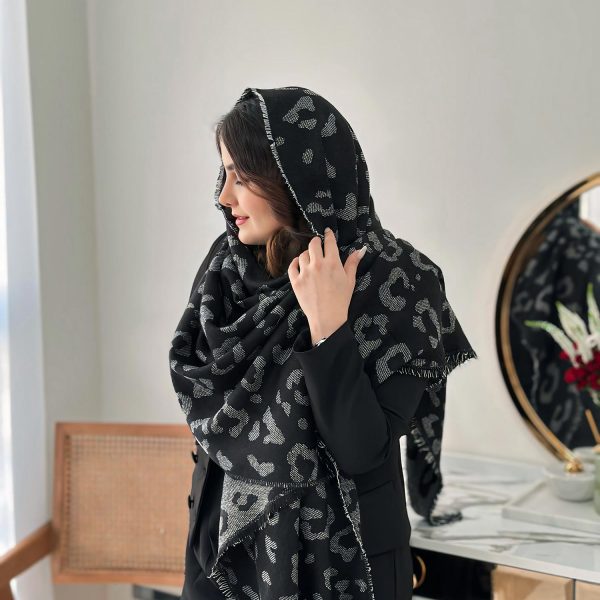 شال موهر پلنگی طوسی مشکی