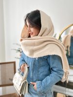 شال موهر Loewe