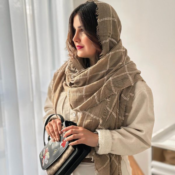 شال کنفی سبک و نرم