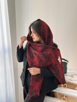 شال زنانه کریسمس با تم زرشکی