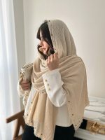 شال چهار فصل دور مروارید