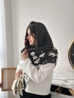 روسری نخی طرح شکوفه