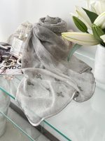 شال نخی طوسی طرح پاپیون